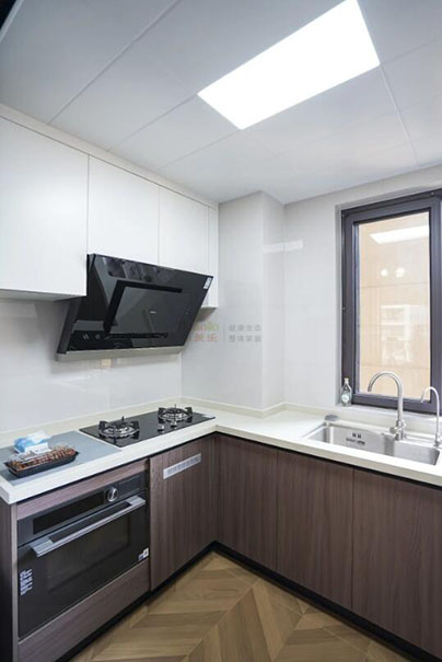 翠瓏灣三居：沒有浮夸造型，復古設(shè)計美得讓人移不開眼